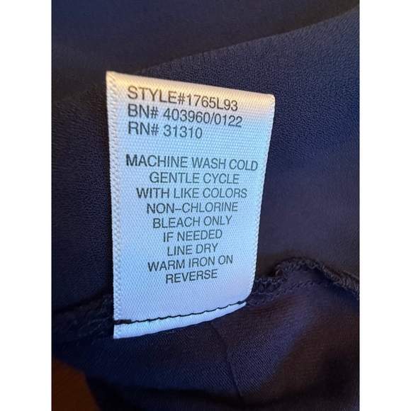 NWT Women's FORTUNE + IVY Navy Blouse with Crochet Detail and Tie Front, Size M - Picture 8 of 11